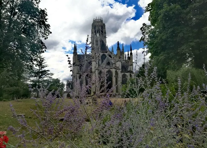 Apartment Grand Proche Chu *